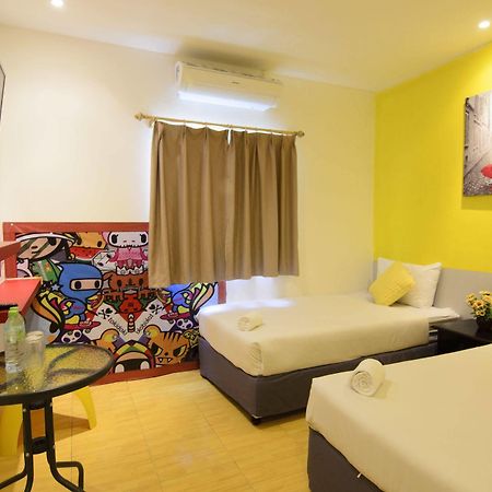 Room Hostel At Phuket Airport Ban Bo Han Extérieur photo